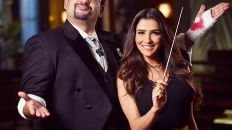 مي عمر لـ ”أكرم حسني” بعد مشاركته في ”لؤلؤ”: نورتنا