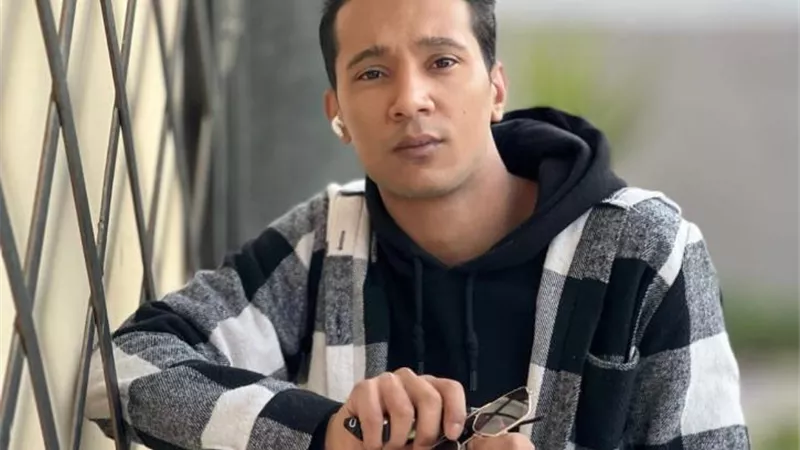 محمود أبو زيد يكشف عن شخصيته في ”الوصفة السحرية” مع شيري عادل