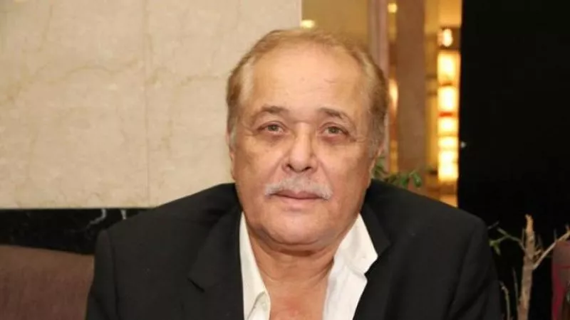 في ذكرى ميلاده.. محطات وحكايات في حياة محمود عبد العزيز