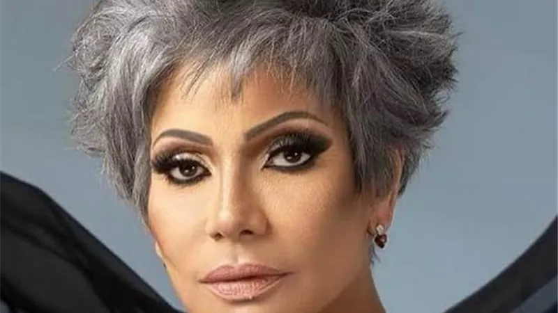 سوسن بدر تفاجئ جمهورها وتنشر صورة وهي حامل
