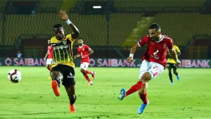 الإنتاج الحربي يجبر الأهلي على التعادل سلبيا في الشوط الأول