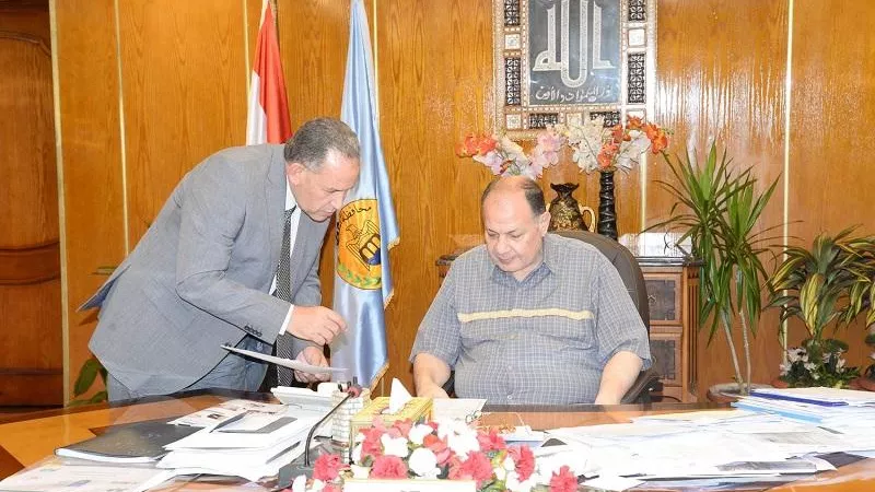 محافظ أسيوط يعتمد نتيجة امتحانات الشهادة الاعدادية 2023/2024