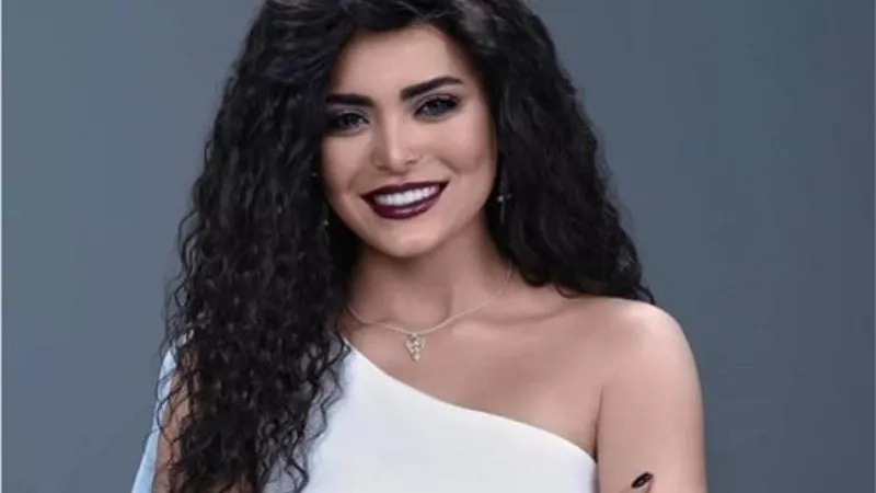 أسماء جلال تنافس في موسم عيد الأضحى 2024 بفيلمين سينمائيين