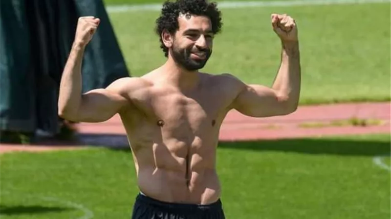 ليفربول يبدأ استعداداته لمباراة مانشستر يونايتد بمشاركة صلاح
