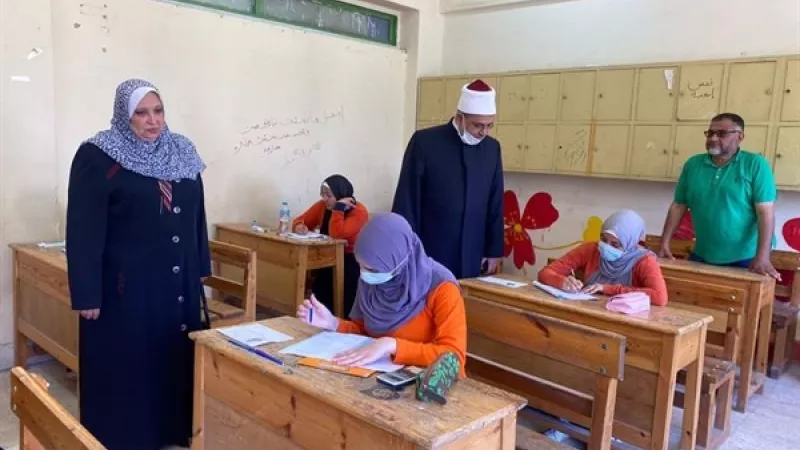 الإمام الأكبر يوجه رسالة هامة لطلاب الثانوية الأزهرية