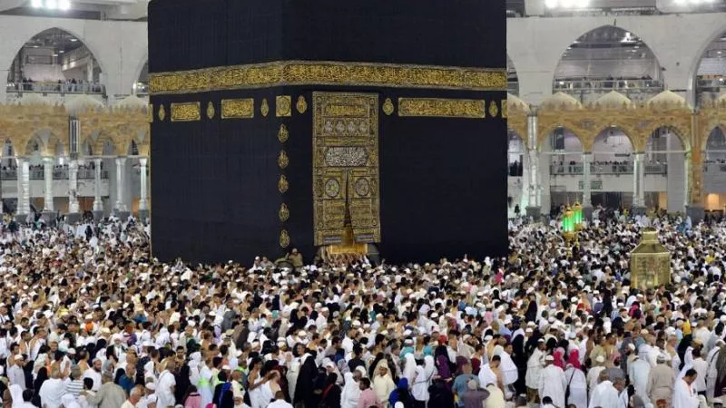 مفتي الجمهورية يوضح 8 أنواع للطواف وهذه أحكامها