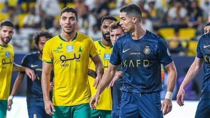 الخليج يحسم مصير محمد شريف ويكشف حقيقة عودته لـ الأهلي