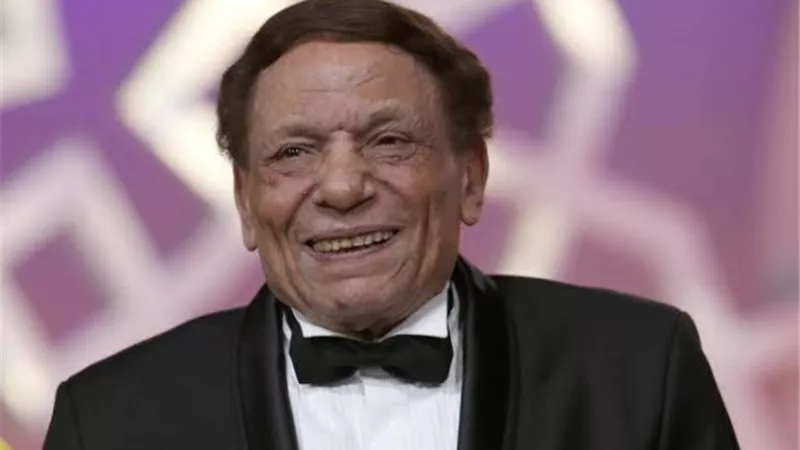 عادل إمام :صلاح السعدنى وسعيد صالح هم رفقاء السلاح.. ولهذا السبب أكره التكنولوجيا.. وهذه علاقتي بالرئيس عبدالناصر