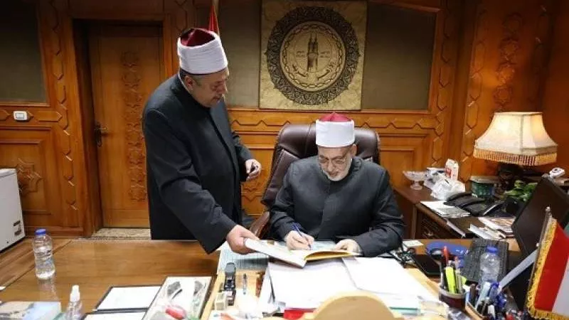 وكيل الأزهر الشريف يعتمد نتيجة الدور الأول لـ شهادات القراءات 2024