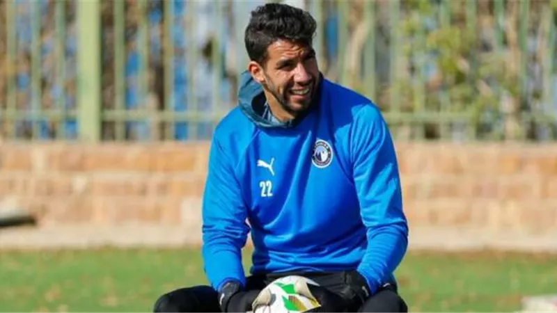 إكرامي يغادر لقاء بيراميدز والمقاولون
