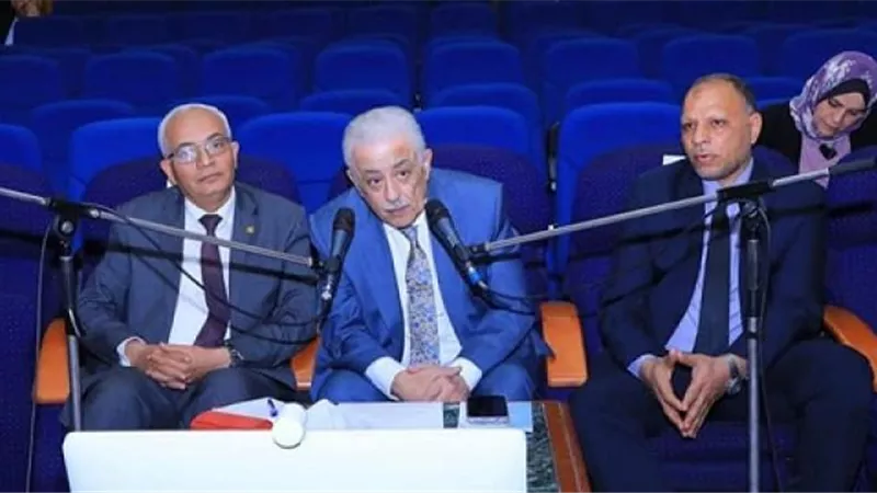 مفاجأة .. هل يعود الدكتور طارق شوقي وزيرا للتربية والتعليم في الحكومة الجديدة
