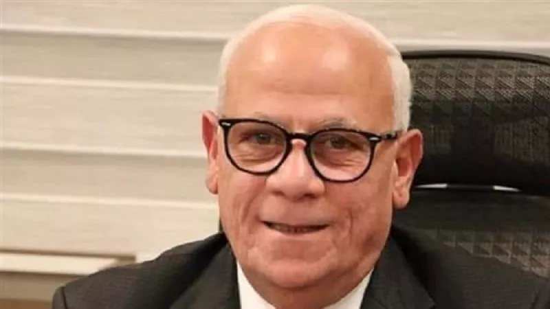 محافظ بورسعيد يوجه بمواصلة الجهود لمواجهة الدروس الخصوصية