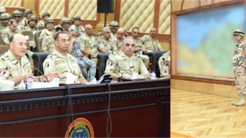 رئيس أركان القوات المسلحة يشهد المرحلة الرئيسية لمشروع مراكز القيادة الإستراتيجى التعبوى