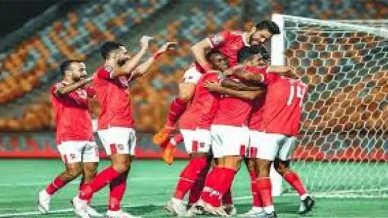 اليوم.. الأهلي يسعى للحفاظ على صدارة الدوري بمواجهة البنك الأهلي