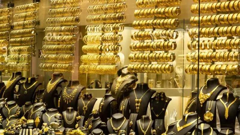 سعر الذهب اليوم الجمعة 14-6-2024 عيار 21 مفاجأة
