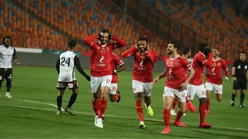 الشوط الأول.. صلابة دفاع البنك الاهلي تجبر الأهلي على التعادل السلبي