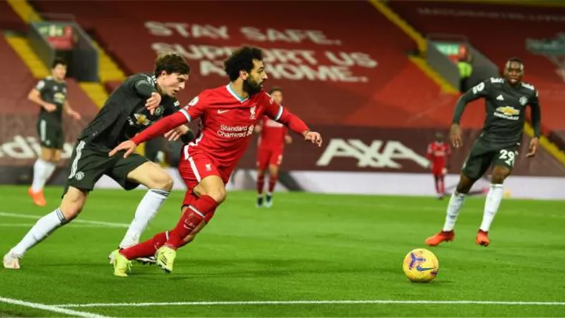 مانشستر يونايتد يواصل تصدره للبريميرليج بخطف نقطة من ليفربول في الدوري