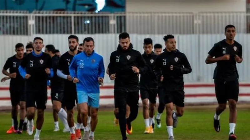 تدريبات بدنية قوية للاعبي الزمالك تحت إشراف ”بيدرو”