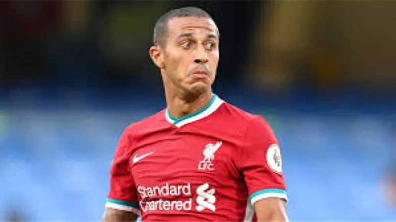ألكانتارا: ليفربول لا يستحق التعادل أمام مانشستر يونايتد