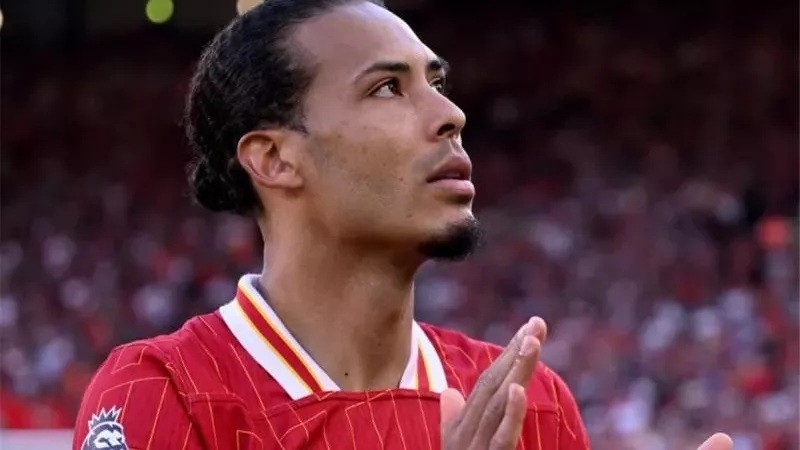 فان دايك يحسم مستقبله من الانتقال لـ الدوري السعودي