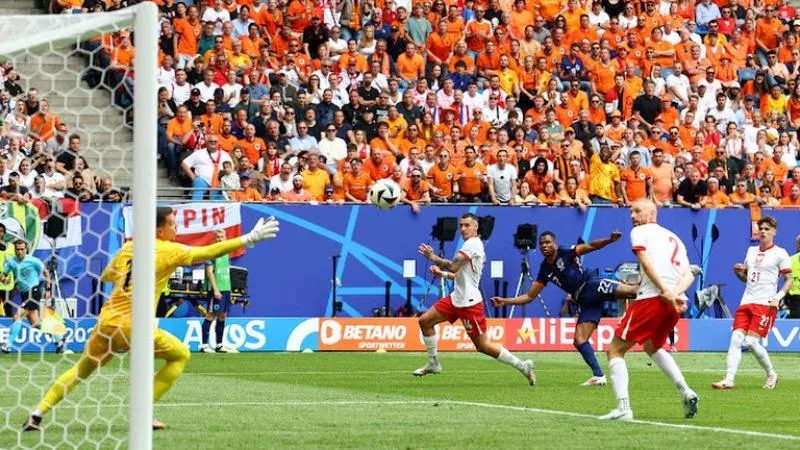 يورو 2024.. هولندا تنجو من فخ بولندا بريمونتادا مثيرة