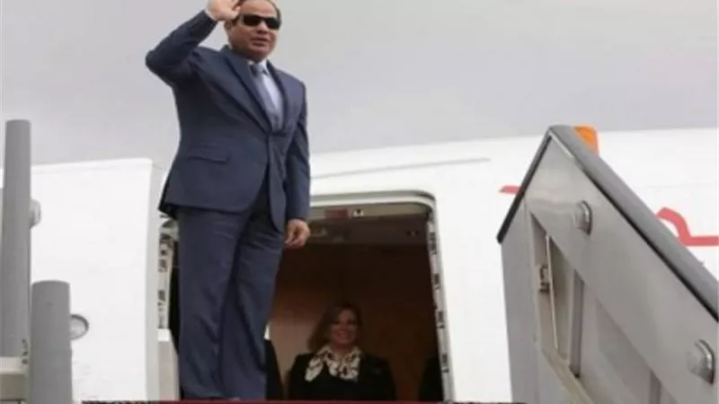 الملك عبد الله وولى عهده يودعان الرئيس السيسي بمطار ماركا