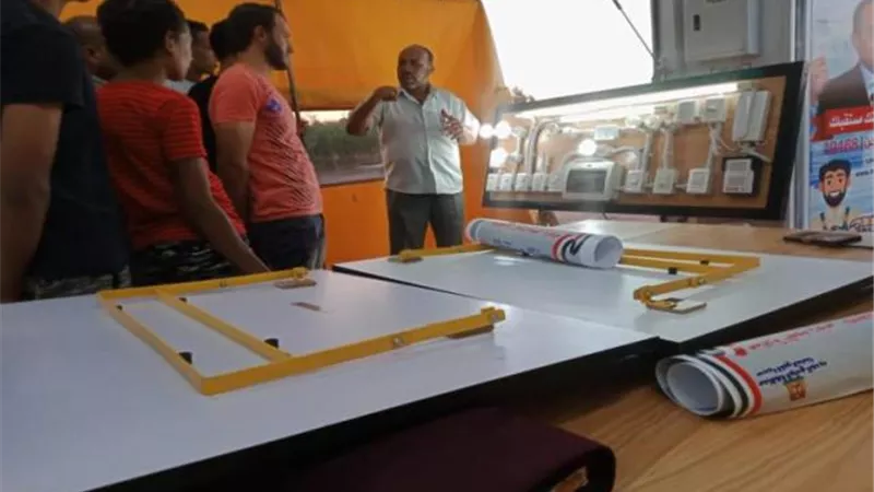بماكينة خياطة وشنطة عدة هدية.. بدء التدريب المجاني بالوحدة المتنقلة في هذه المحافظة