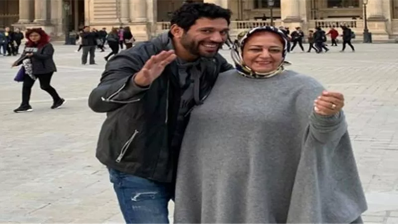 توأم روحي ونور عيوني.. حسن الرداد يرثي والدته بكلمات حزينة