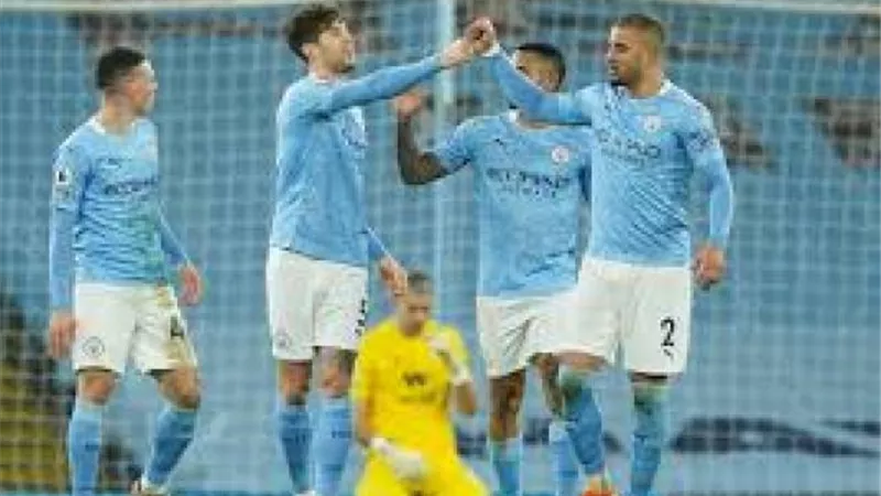 مانشستر سيتي يواجه أستون فيلا في الدوري الإنجليزي