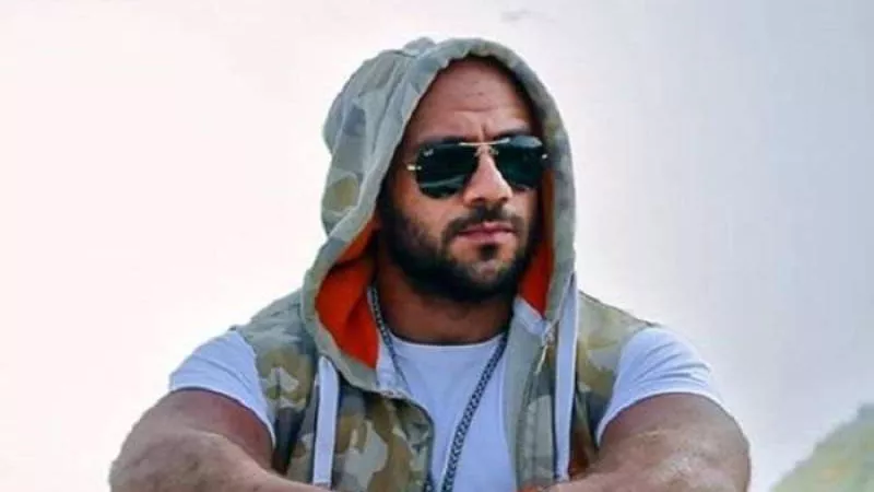 مرض خطير ومواقف حاسمة.. أصعب لحظات أحمد مكي في يوم ميلاده