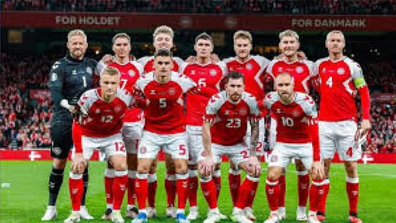 موعد مباراة الدنمارك وإنجلترا في يورو 2024