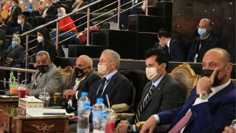 وزير الرياضة يشهد مباراة مصر وروسيا ببطولة العالم لليد بصالة ستاد القاهرة