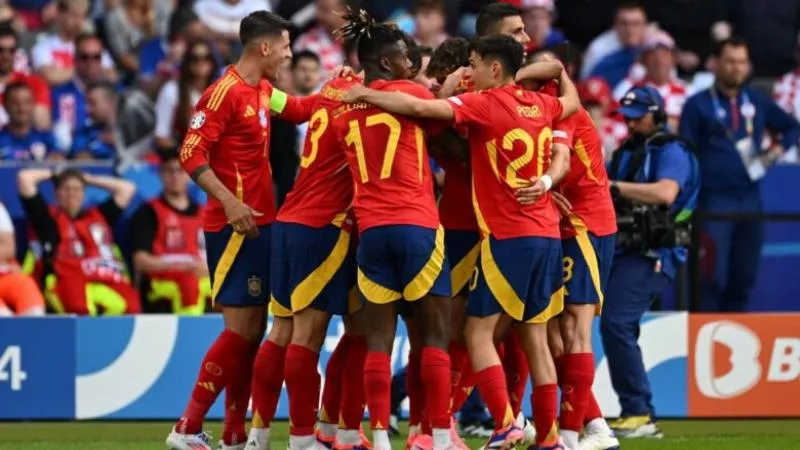 يورو 2024: إسبانيا تتقدم ضد إيطاليا بهدف كالافيوري بعد 60 دقيقة