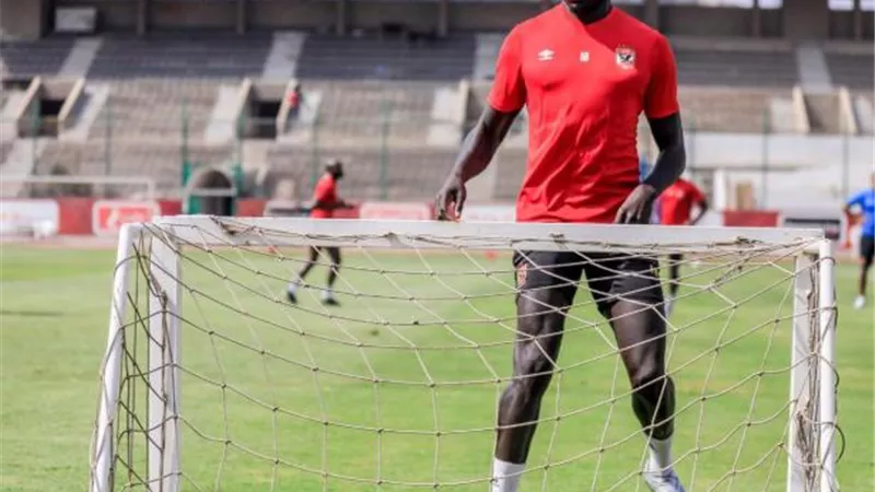 الأهلي يطالب اتحاد الكرة بإنهاء أزمة بادجي