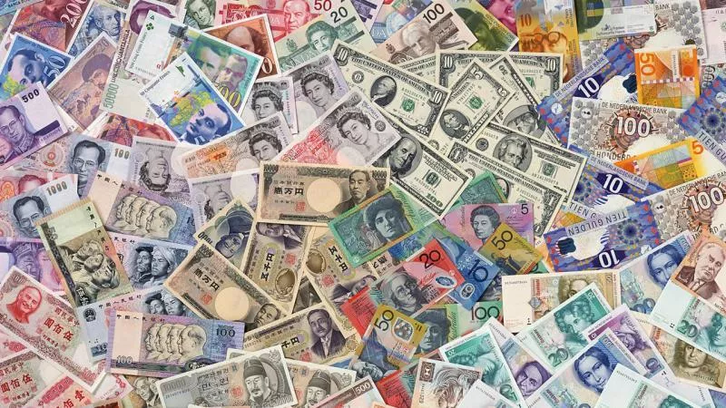 أسعار العملات العربية في السوق السوداء اليوم في مصر.. السعودي يتخطى 17 (انفوجراف)