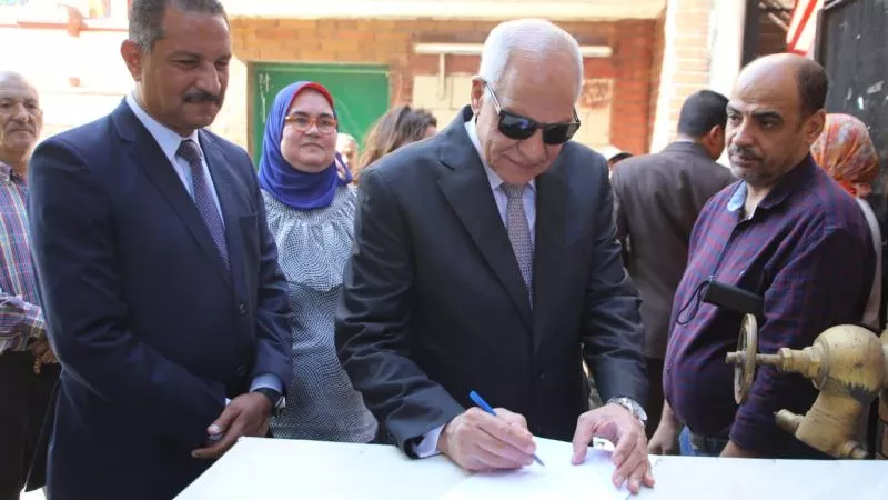 شاهد.. تعليمات محافظ الجيزة بشأن 87.26 ألف طالب وطالبة ثانوية عامة أدوا امتحان اللغة العربية اليوم