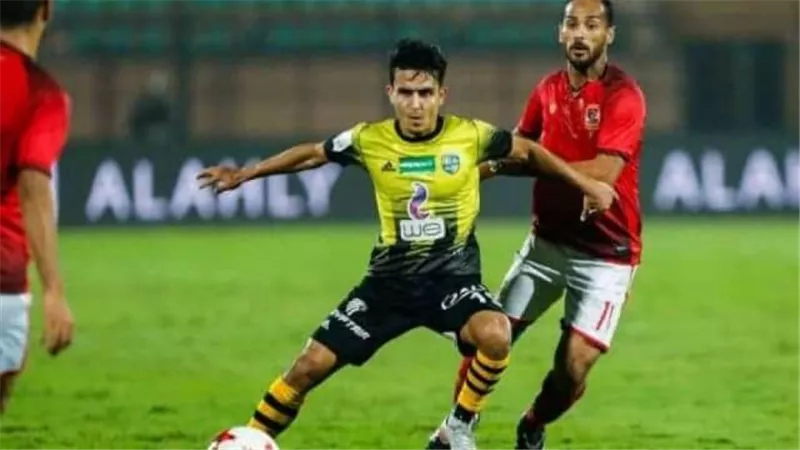 المقاولون يعاقب الأهلي بهدفين في الشوط الاول