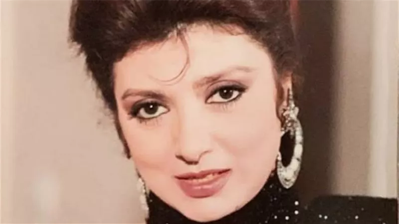 نبيلة عبيد :ترددت على عيادات الطب النفسي بسبب التجارب العاطفية الفاشلة.. ولا أخشى كلمة مجنونة