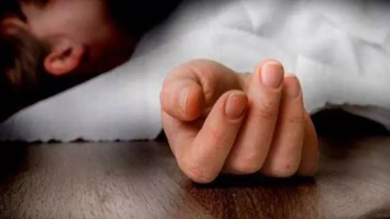 وصلة تعذيب مستمرة.. الطب الشرعي يكشف سبب وفاة الطفلة بسنت على يد والدها