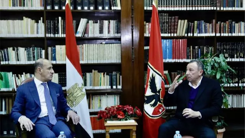 الخطيب يستقبل وزير الشباب والرياضة العراقي
