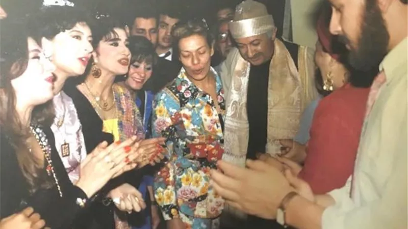 ناهد السباعي تكشف عن صورة نادرة لوالدتها والراحل نور الشريف في فرح سنية من كواليس ”لن أعيش في جلباب أبي”