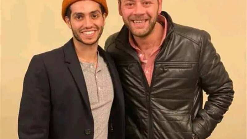 مينا مسعود ومحمد علي رزق في كواليس تصوير فيلم ”في عز الظهر”