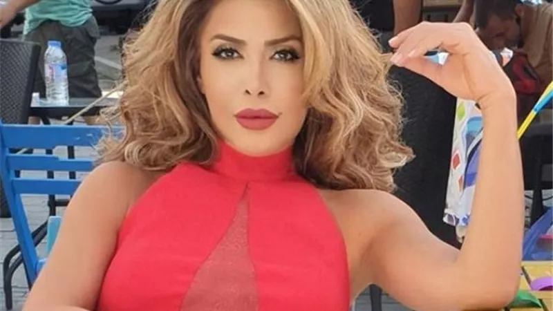 بإطلالة جريئة.. نوال الزغبي تشارك جمهورها بصورة جديدة