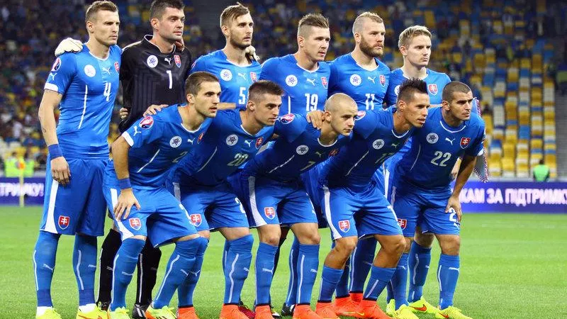 يورو 2024: سلوفاكيا تتقدم علي إنجلترا بهدف سكرانز بعد 30 دقيقة