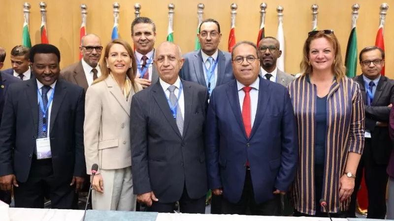 خبراء ومتخصصون يناقشون تحديات وأخلاقيات الذكاء الاصطناعي بالأكاديمية العربية (تفاصيل)