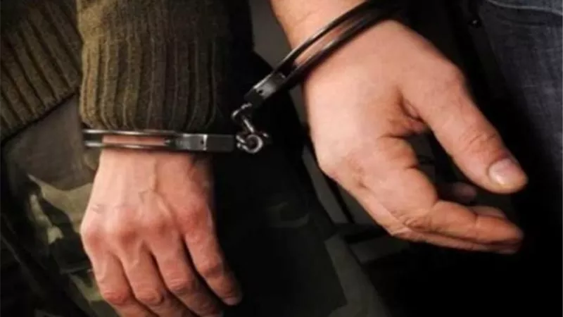 انهيار وبكاء .. تجديد حبس طبيب الأسنان المتهم بالتحرش بالرجال