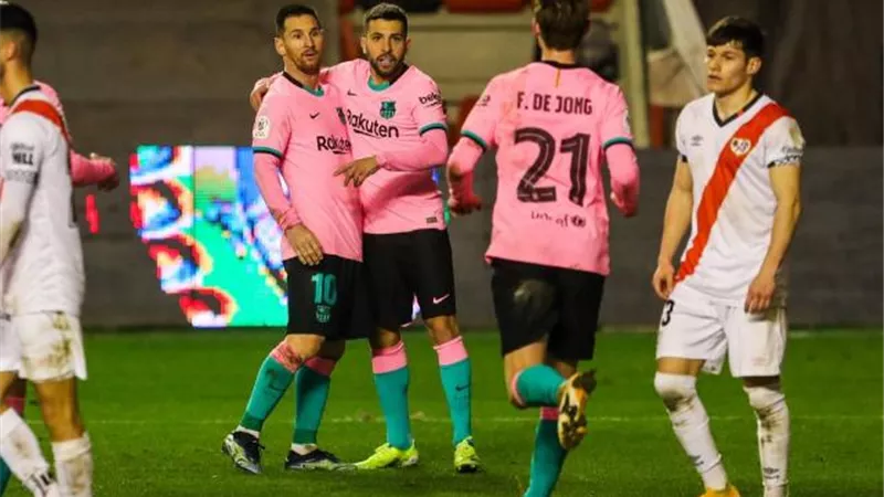 برشلونة يتأهل إلى ربع نهائي كأس إسبانيا بفوز على فاليكانو