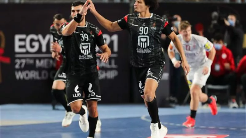 مصر والدنمارك كرة يد.. الفراعنة يتعادلون أمام بطل العالم (35 – 35)
