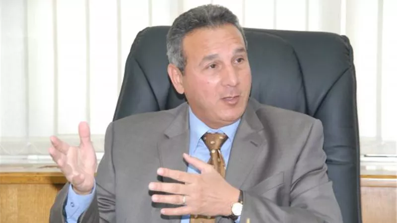 تكريم محمد الإتربى رئيس بنك مصر ضمن أفضل 100 رئيس تنفيذى عربى لعام 2020