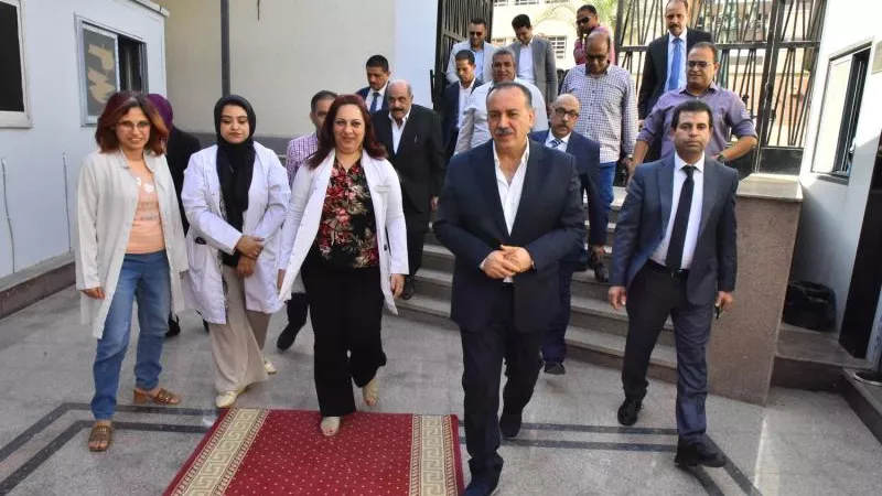 محافظ أسيوط يتفقد مستشفى الرمد للعيون